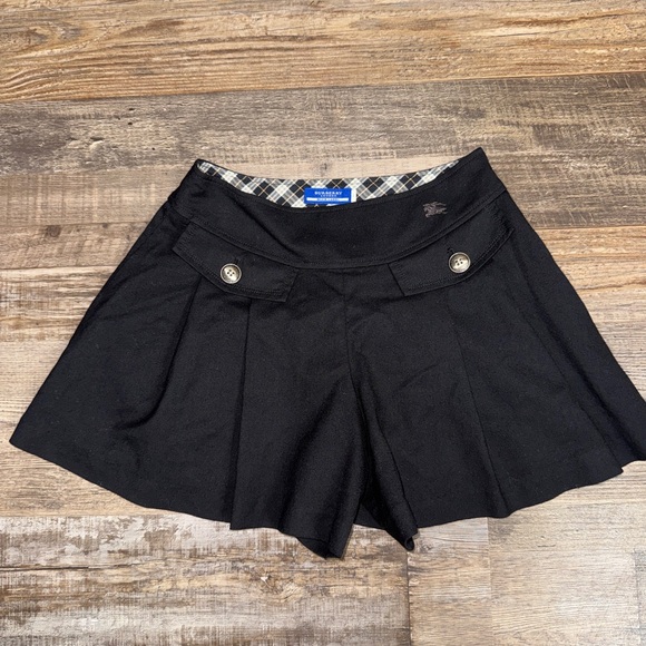 Burberry Pants - Burberry Blue Label Pleated Short Black Nova Check Waistband Women’s Size 2/4